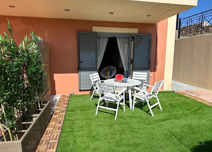 Lotus Studio Apartment North